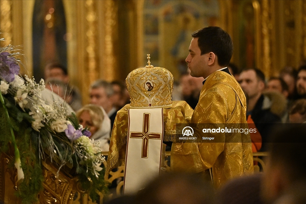 Православные христиане отмечают один из значимых религиозных праздников — Рождество Христово