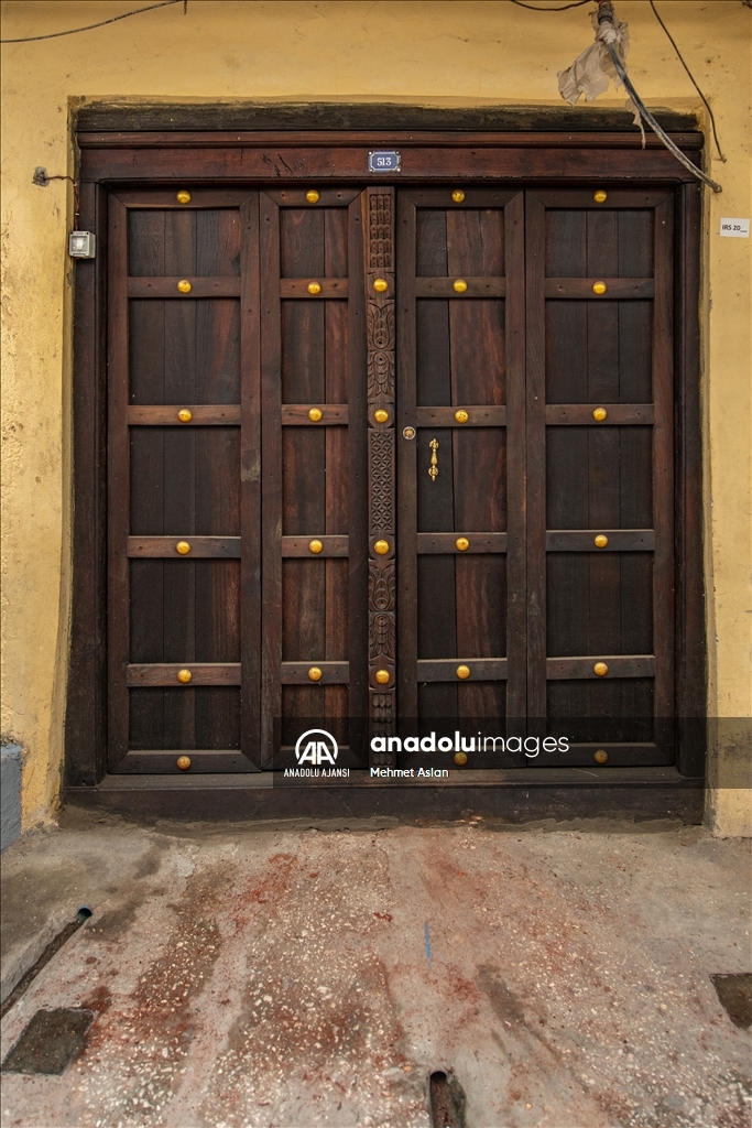 Stone Town'un Meşhur Kapıları