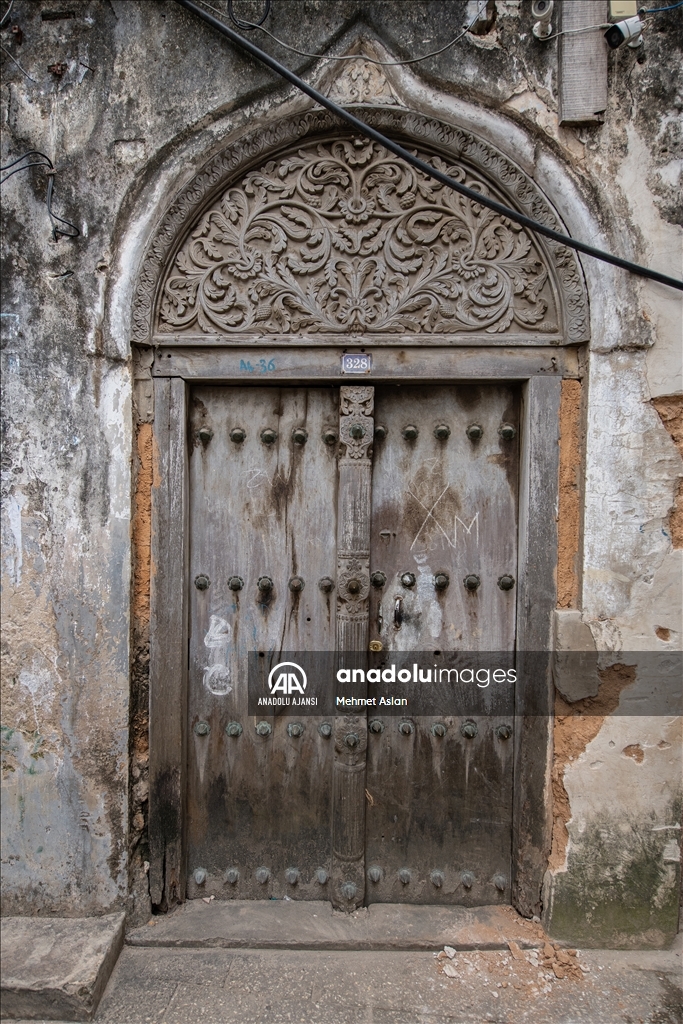 Stone Town'un Meşhur Kapıları
