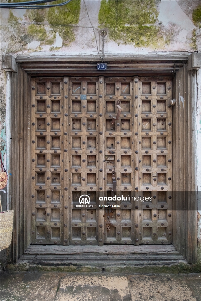Stone Town'un Meşhur Kapıları