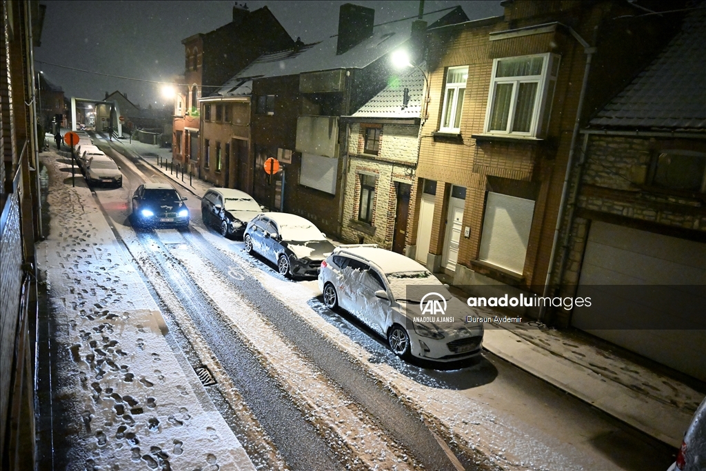  Belçika’da kar yağışı ve soğuk hava etkili oluyor