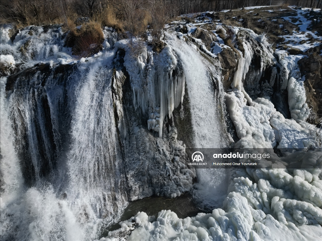 Partially frozen Muradiye Waterfall in Turkiye's Van