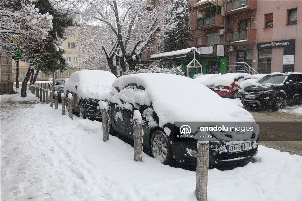 Kosova'da kar yağışı etkili oldu