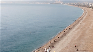 Antalya'da ocak ayında deniz keyfi