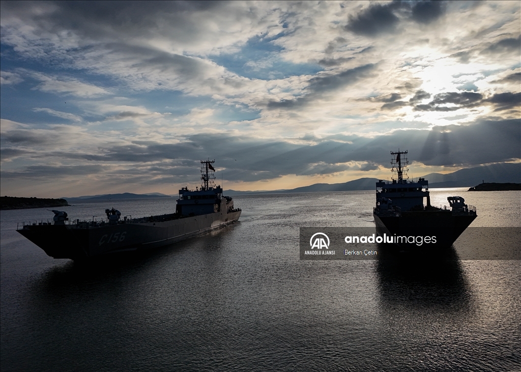 TSK'nın "timsah" lakaplı amfibileri hem karada hem denizde göreve hazır