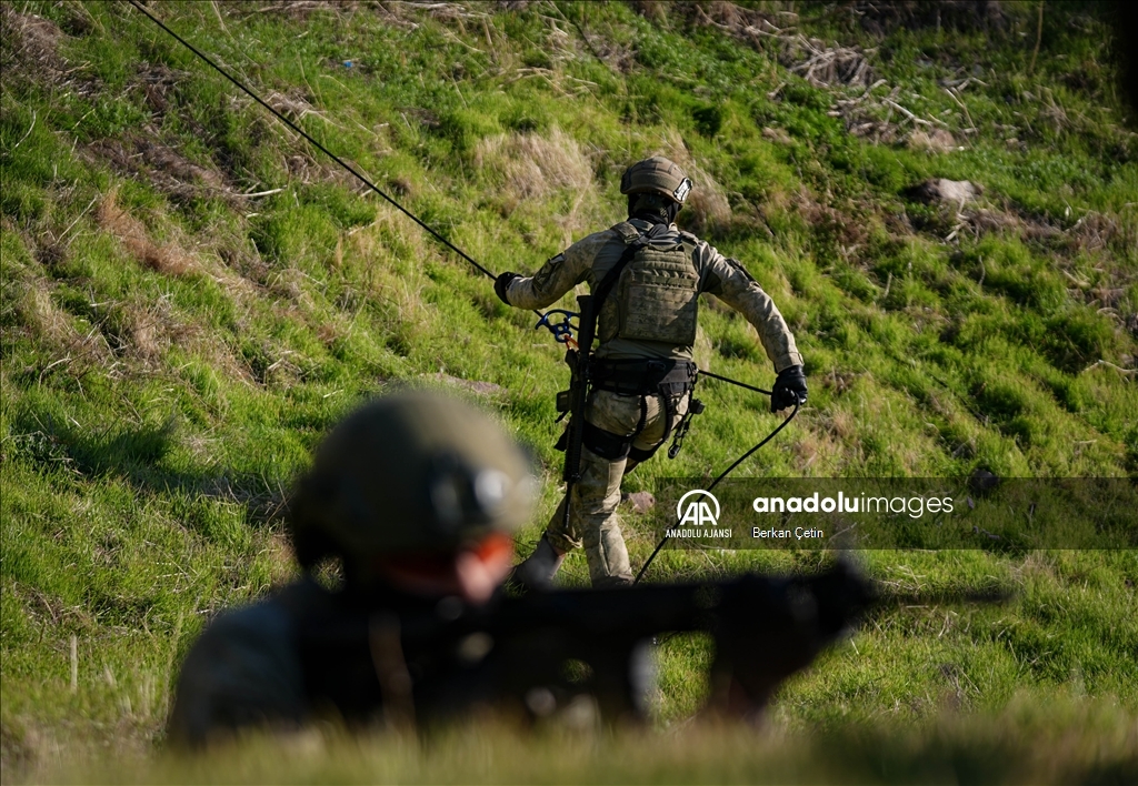 TSK'nın "timsah" lakaplı amfibileri hem karada hem denizde göreve hazır