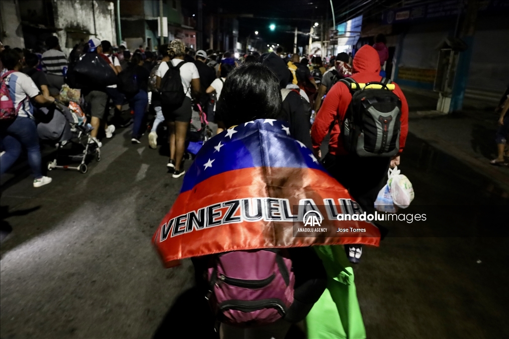 Migrants continue their journey towards United States in Mexico