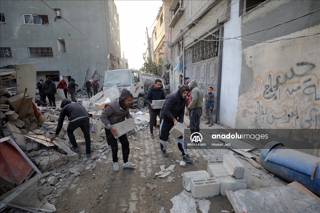 İsrail'in Nusayrat Mülteci Kampı'na düzenlediği saldırıda 7 kişi hayatını kaybetti