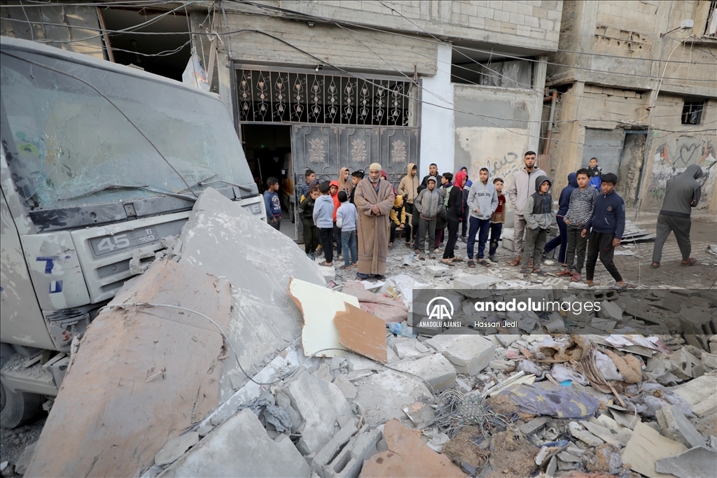 İsrail'in Nusayrat Mülteci Kampı'na düzenlediği saldırıda 7 kişi hayatını kaybetti