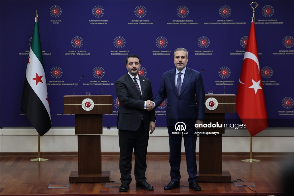 Dışişleri Bakanı Fidan, Suriye'deki yeni yönetimin Dışişleri Bakanı Şeybani ile ortak basın toplantısı düzenledi