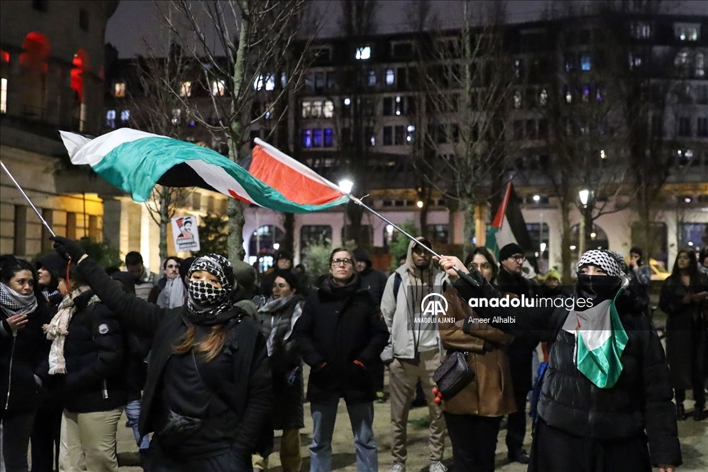 Fransa-İsrail basketbol karşılaşması Paris'te protesto edildi