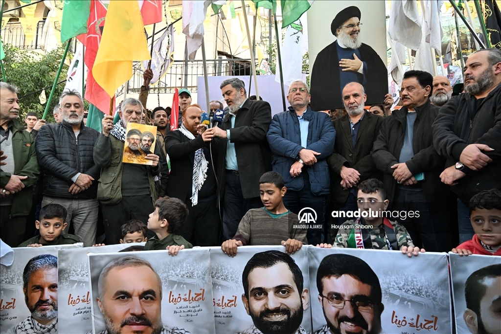 İsrail ile Hamas arasındaki ateşkes anlaşması Beyrut’ta kutlandı