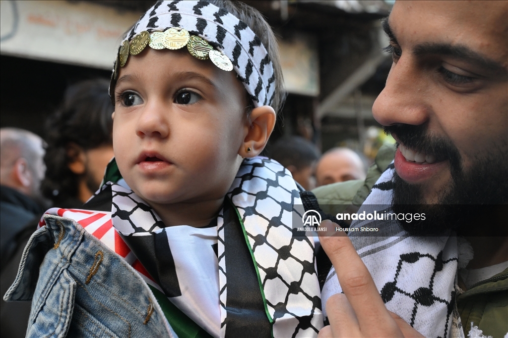 İsrail ile Hamas arasındaki ateşkes anlaşması Beyrut’ta kutlandı