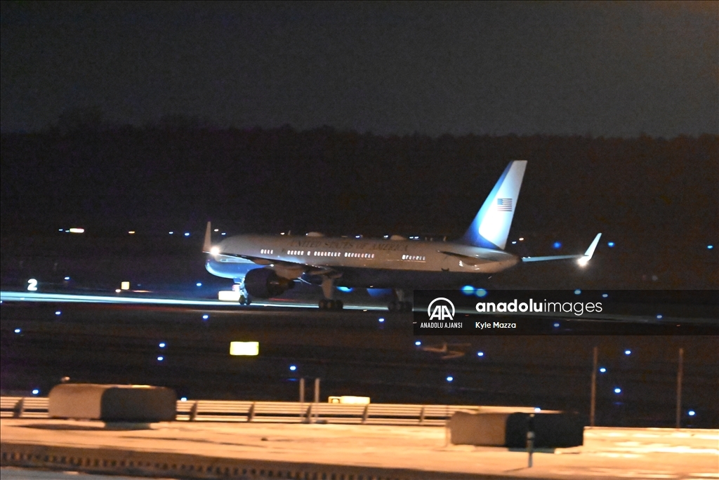 Trump, yemin töreni için Washington'a geldi