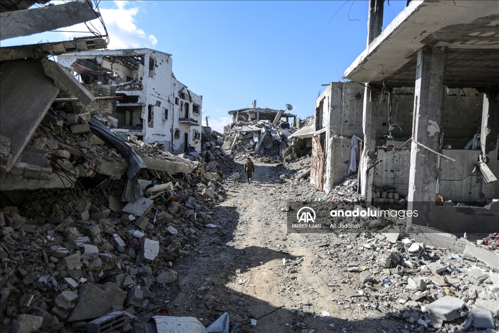 Gazze'de ateşkesin yürürlüğe girmesiyle birlikte Filistinliler evlerine dönmeye devam ediyor