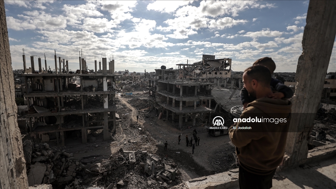 Gazze'de ateşkesin yürürlüğe girmesiyle birlikte Filistinliler evlerine dönmeye devam ediyor