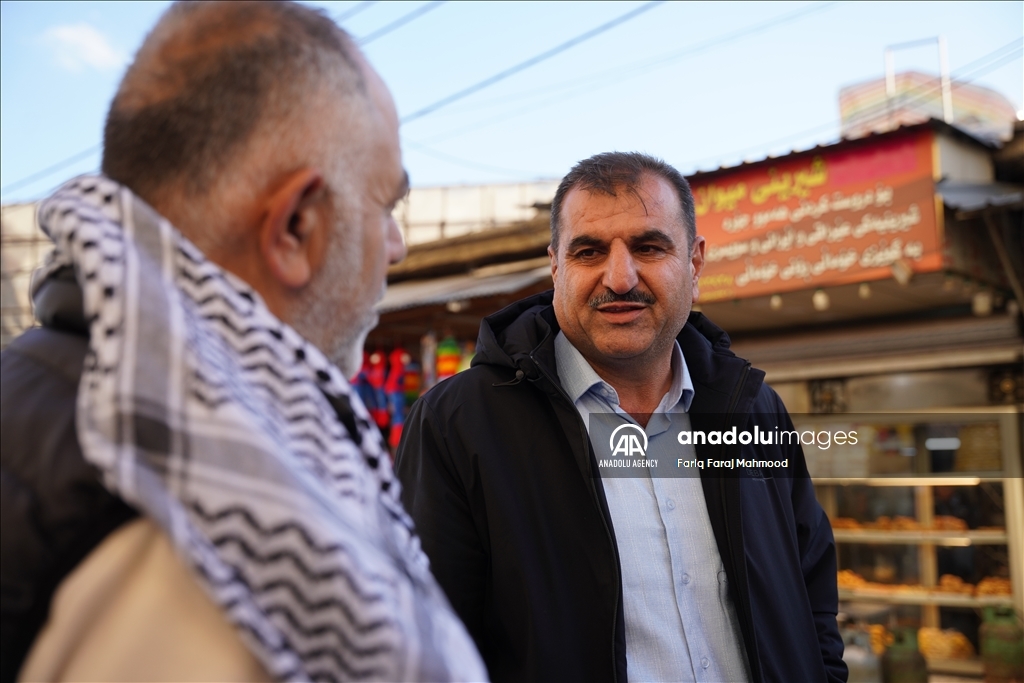 سلێمانی ... شۆفێری تەکسیەک بە بۆنەی خۆڕاگری و سەرکەوتنی موسوڵمانانی غەزە هاوڵاتیان بێ بەرامبەر دەگوازێتەوە