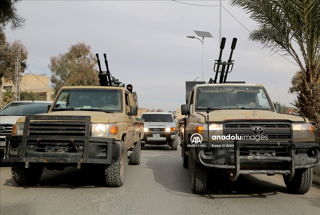 Suriye hükümeti güvenlik güçlerinden, PKK/YPG’nin hedefindeki Deyrizor'da güçlü mesajlar