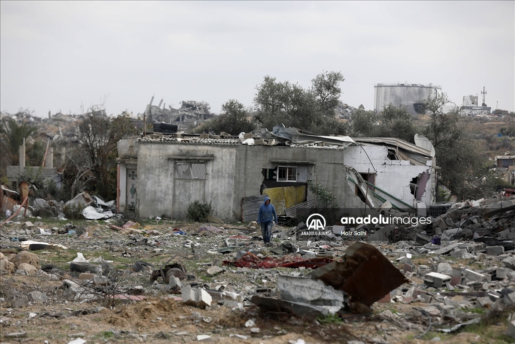 Ateşkesin ardından yerinden edilen Filistinliler evlerine dönmeye devam ediyor
