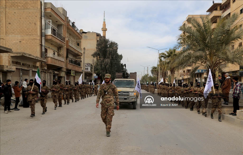 Suriye hükümeti güvenlik güçlerinden, PKK/YPG’nin hedefindeki Deyrizor'da güçlü mesajlar