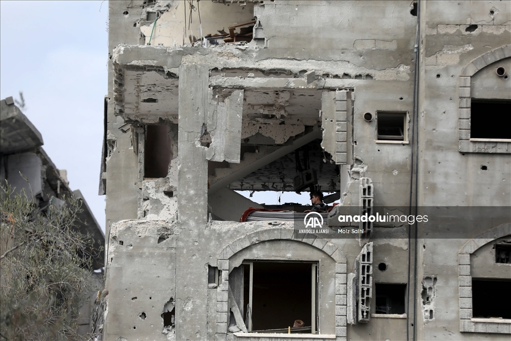 Ateşkesin ardından yerinden edilen Filistinliler evlerine dönmeye devam ediyor