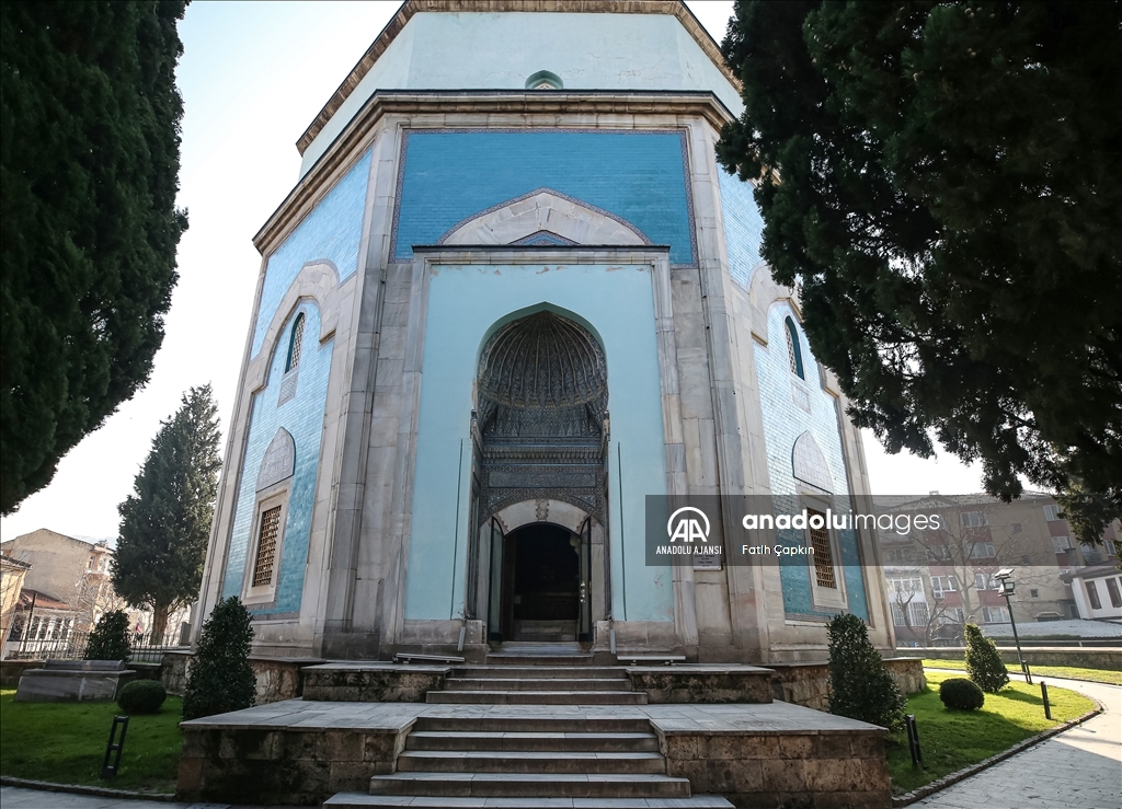 Osmanlı payitahtı Bursa'nın manevi mekanlarına yayalaşma projesiyle daha çok ziyaretçi gelecek