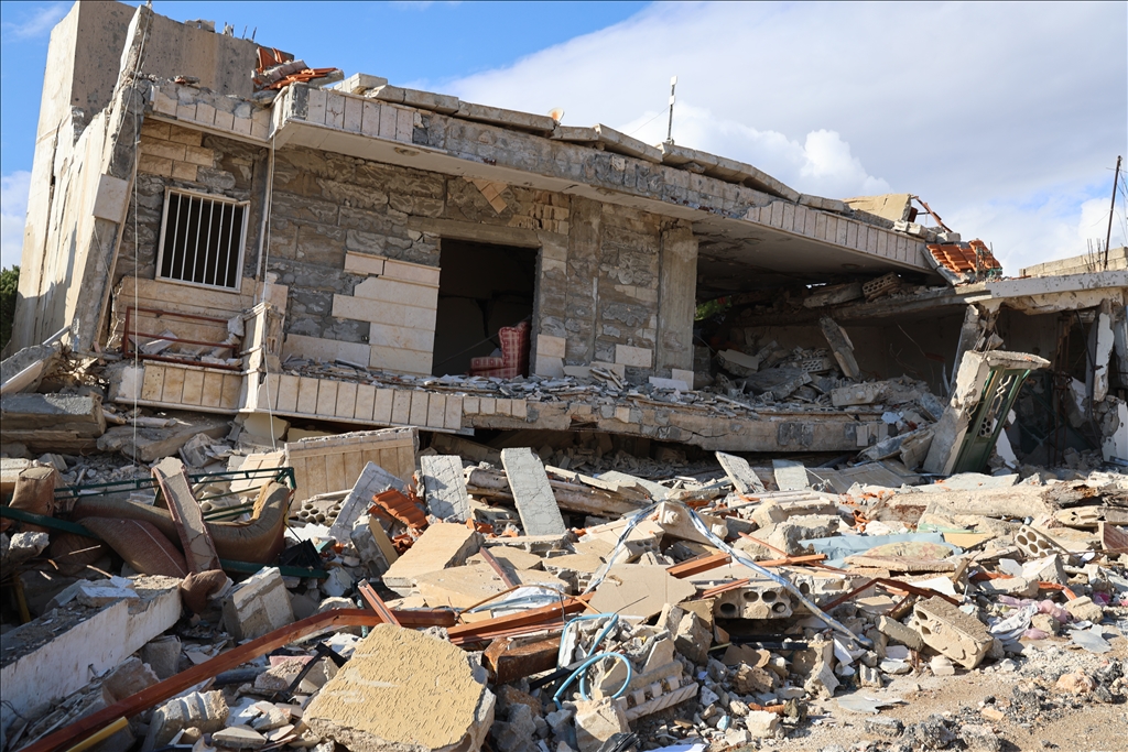 Lübnanlılar, Hıyam beldesindeki evlerine dönmeye devam ediyor