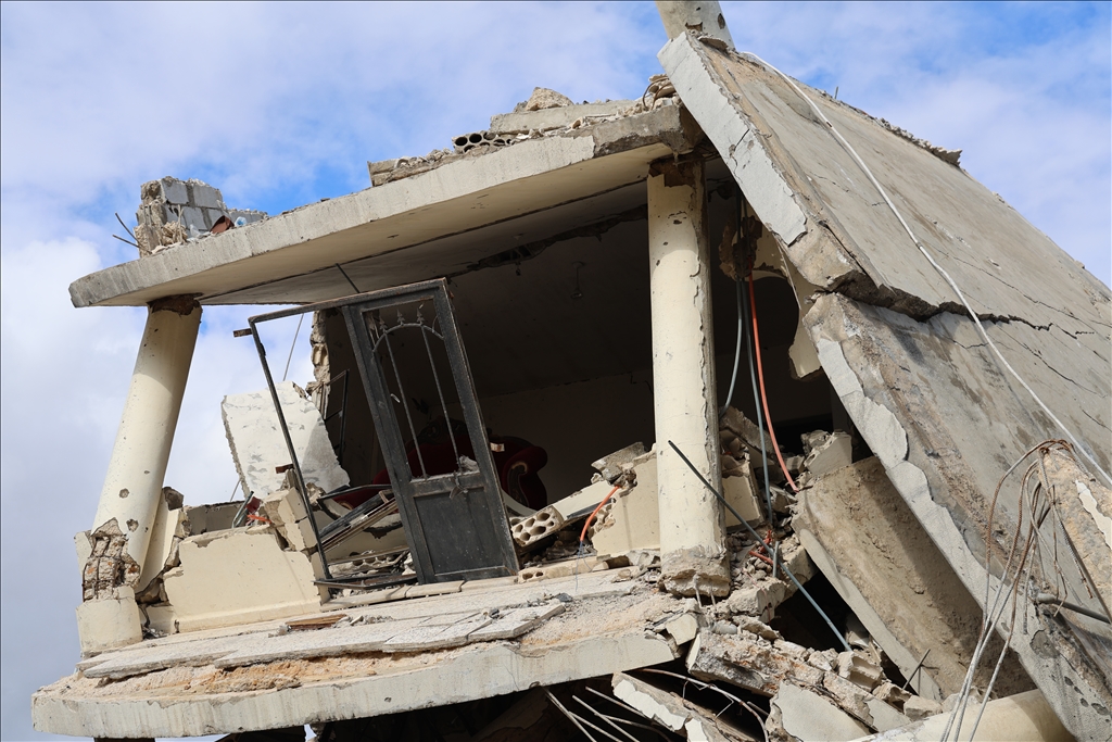 Lübnanlılar, Hıyam beldesindeki evlerine dönmeye devam ediyor