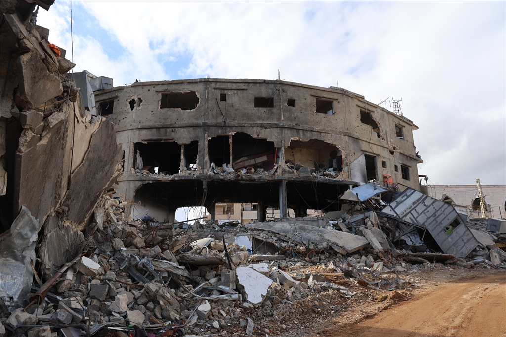 Lübnanlılar, Hıyam beldesindeki evlerine dönmeye devam ediyor