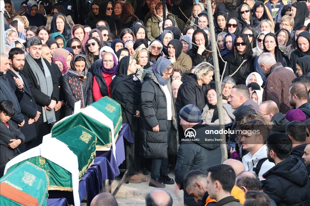 Kartalkaya'daki otel yangınında hayatını kaybeden aynı aileden 4 kişinin cenazesi Bursa'da defnedildi