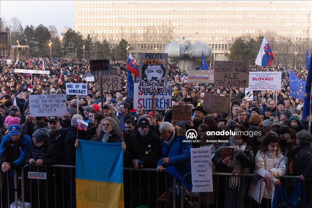Protests against Robert Fico's government continue across Slovakia