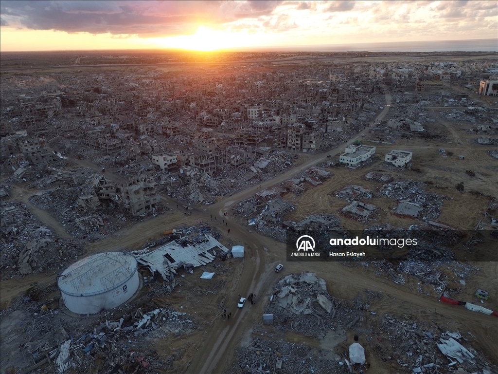 İsrail ordusunun Refah kentinde bıraktığı yıkım havadan görüntülendi