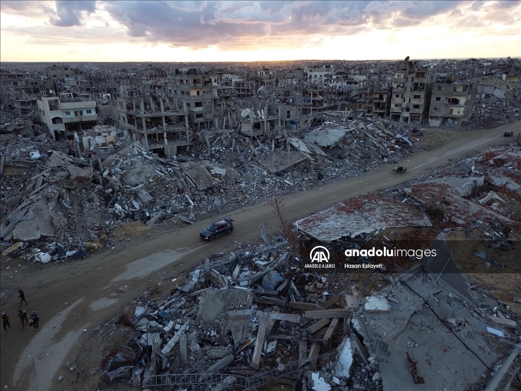 İsrail ordusunun Refah kentinde bıraktığı yıkım havadan görüntülendi