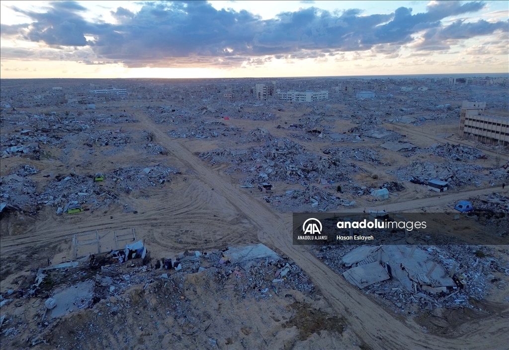 İsrail ordusunun Refah kentinde bıraktığı yıkım havadan görüntülendi