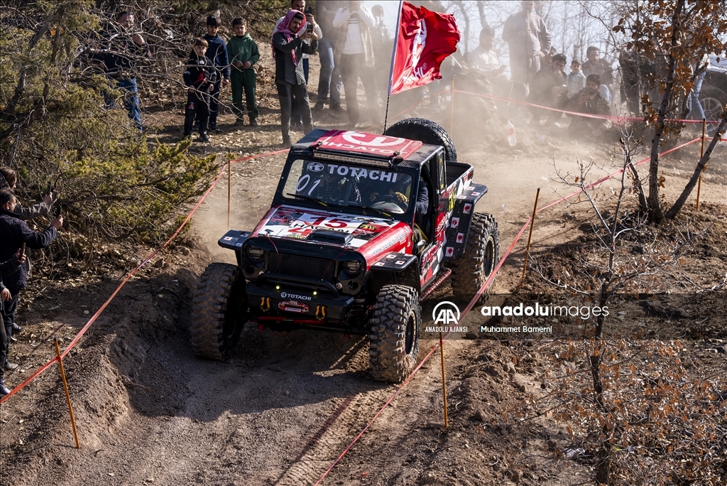 Duhok'ta Off-Road yarışları düzenlendi