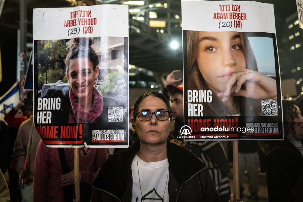 Tel Aviv'de ateşkesin kalıcı olması talebiyle gösteri düzenlendi