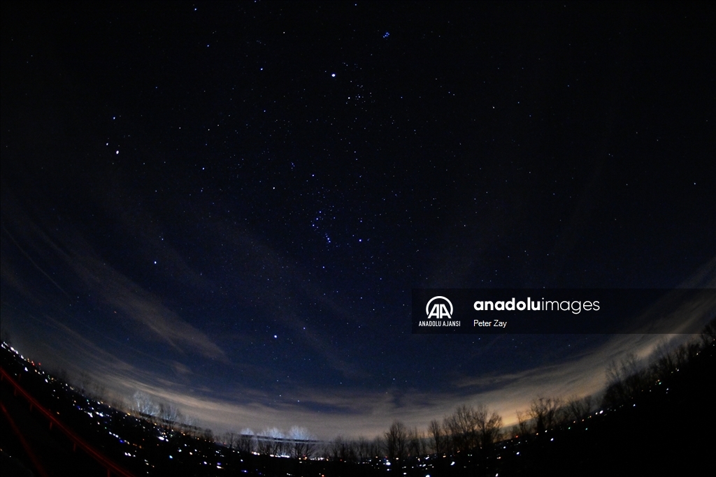 Gökyüzünde sıralanan 6 gezegen North Carolina'da görüntülendi