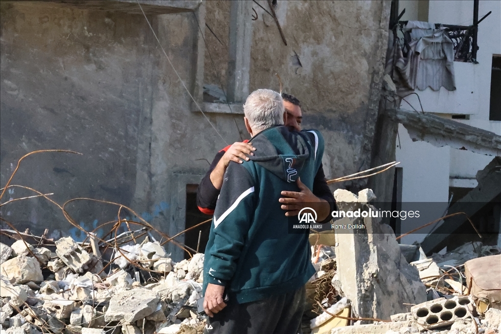 Lübnanlılar, Hiyyam beldesindeki evlerine dönmeye devam ediyor