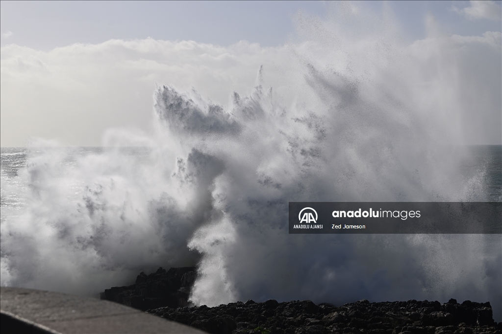 Portekiz kıyılarında Herminia Fırtınası etkili oluyor 