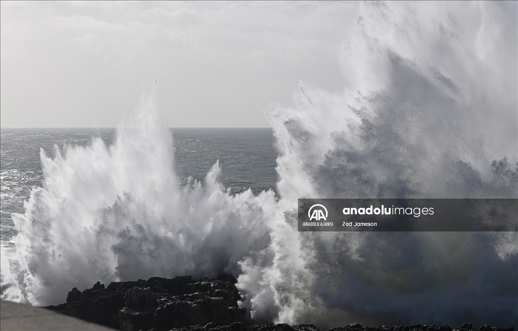 Portekiz kıyılarında Herminia Fırtınası etkili oluyor 