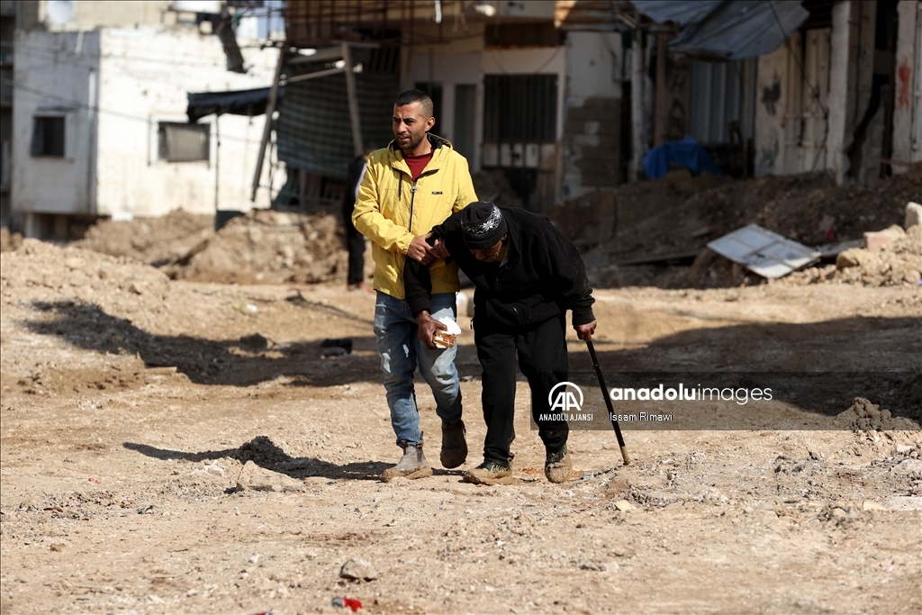 İsrail ordusu, Batı Şeria'nın kuzeyindeki saldırılarını 8. gününde genişleterek sürdürüyor
