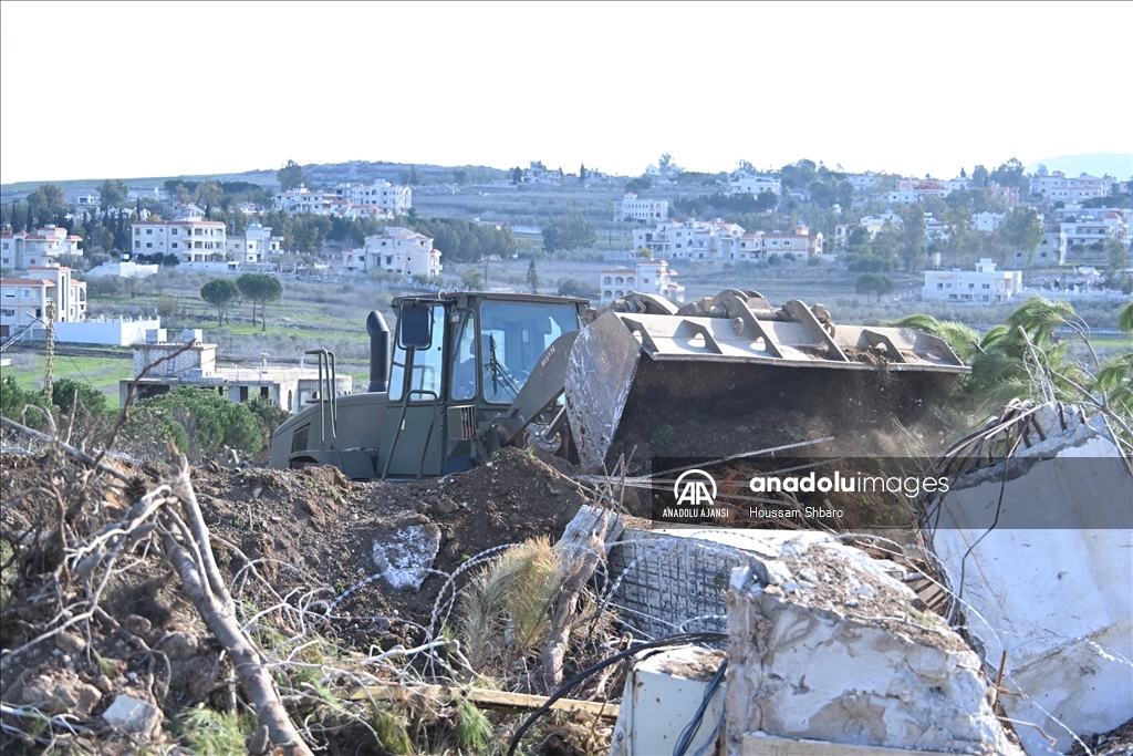 İsrail Lübnan'ın güneyindeki işgalini sürdürüyor