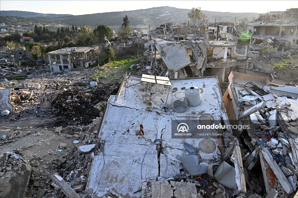 İsrail ordusunun çekildiği Lübnan'ın Ayta eş-Şaab beldesindeki yıkım gün yüzüne çıktı