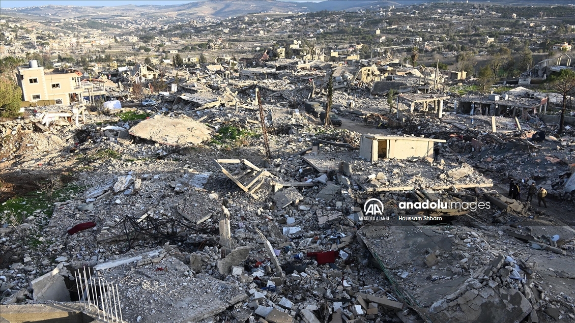 İsrail ordusunun çekildiği Lübnan'ın Ayta eş-Şaab beldesindeki yıkım gün yüzüne çıktı
