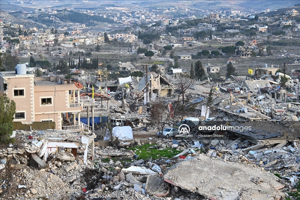 İsrail ordusunun çekildiği Lübnan'ın Ayta eş-Şaab beldesindeki yıkım gün yüzüne çıktı