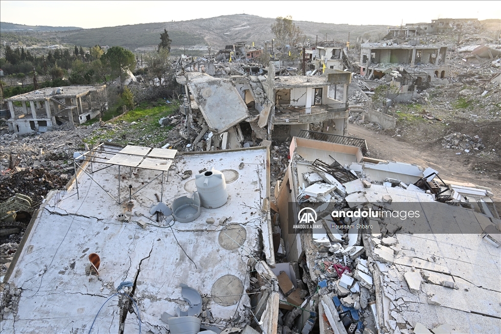 İsrail ordusunun çekildiği Lübnan'ın Ayta eş-Şaab beldesindeki yıkım gün yüzüne çıktı