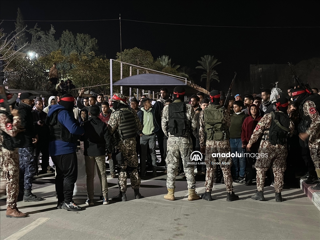 Serbest bırakılan Filistinli esirler Gazze Şeridi ve Batı Şeria'ya ulaştı 16