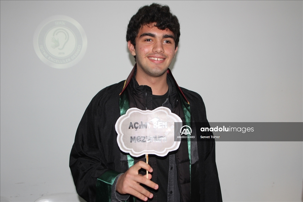 Serik’te özel öğrencilerin mezuniyet hayalleri gerçekleştirildi