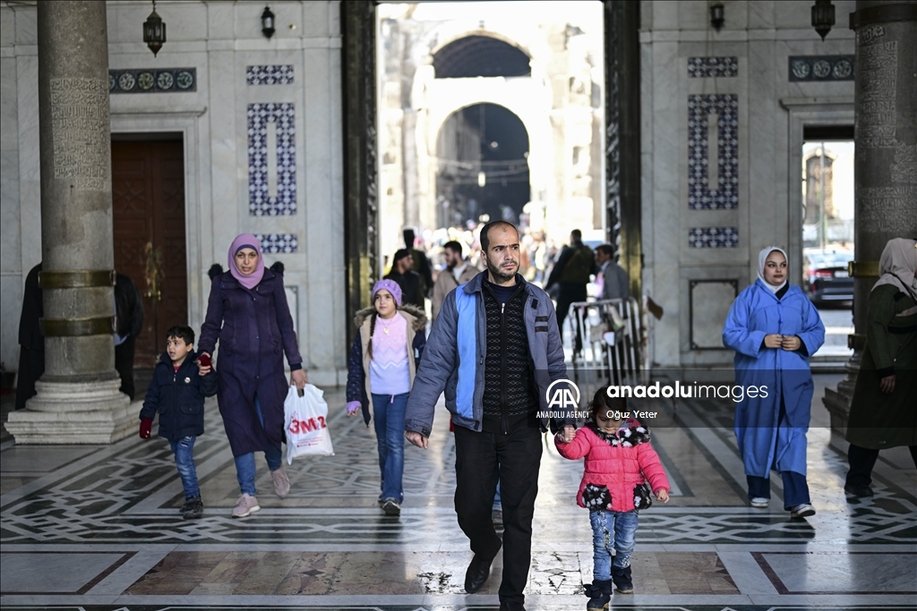 Friday prayers at the Umayyad Mosque in Damascus