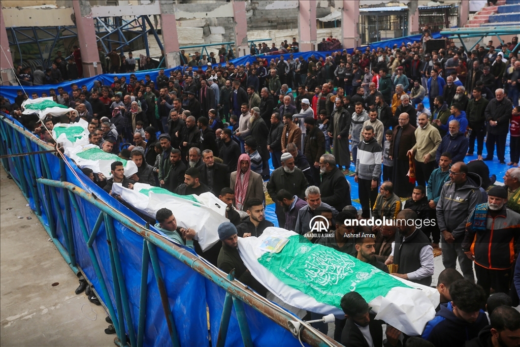İzzeddin el-Kassam Tugayları Askeri Konsey üyeleri için cenaze namazı kılındı